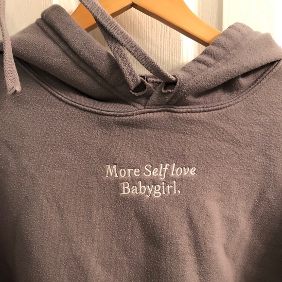 gray cropped sweater - Picture 3 of 5